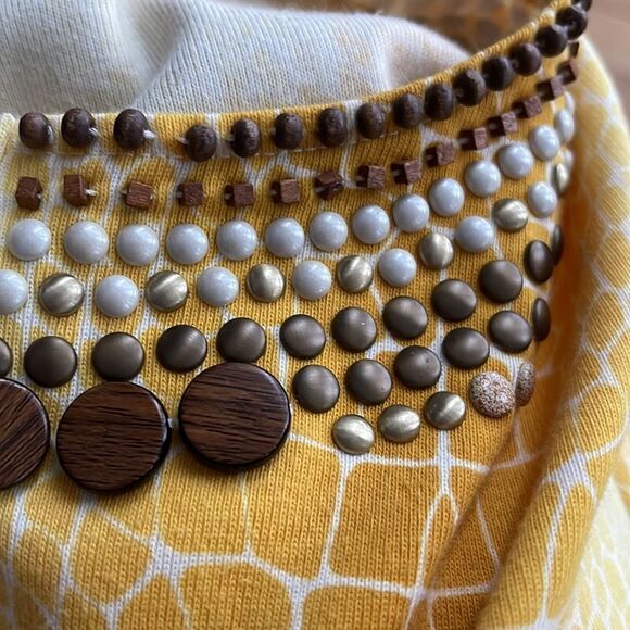 Rafaella gold/yellow giraffe print cardigan. Beaded/studded front neckline. Med - Picture 6 of 7